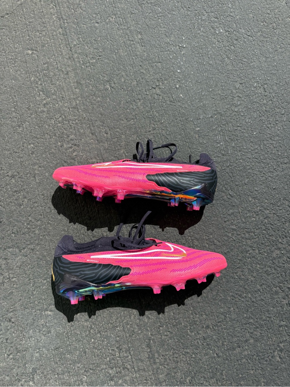 Soccer cleats
